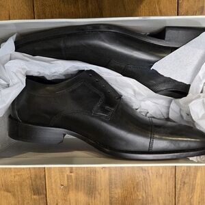 Elegant Black Leather Men's Oxfords